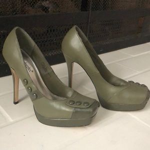 Army Green heels/ Shoedazzle